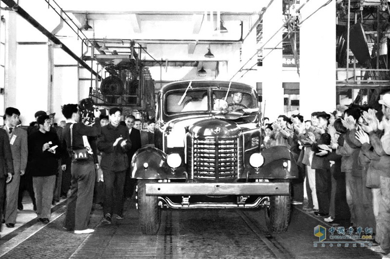 回憶解放7代卡車經典 見證解放研發(fā)70年不忘初心 