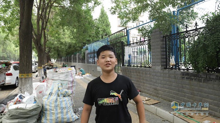 小勵志哥