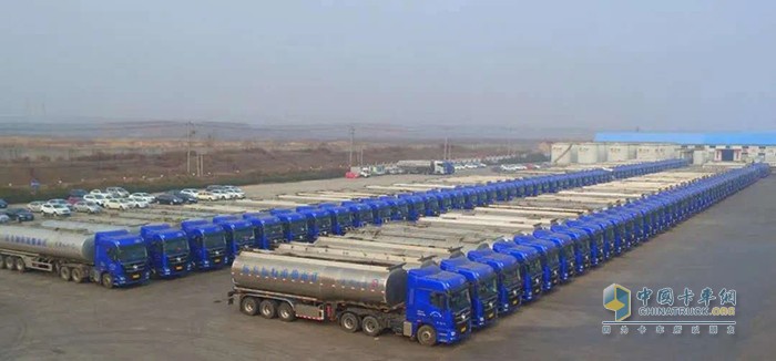 ?清源集團(tuán)危化品運(yùn)輸車(chē)隊(duì)