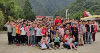 沃爾沃卡車“圖書館計(jì)劃”架起貧困山區(qū)學(xué)生與大山之外溝通的橋梁