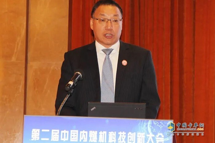 中國內(nèi)燃機工業(yè)協(xié)會副會長、一汽解放總經(jīng)理助理、發(fā)動機事業(yè)部黨委書記、總經(jīng)理錢恒榮