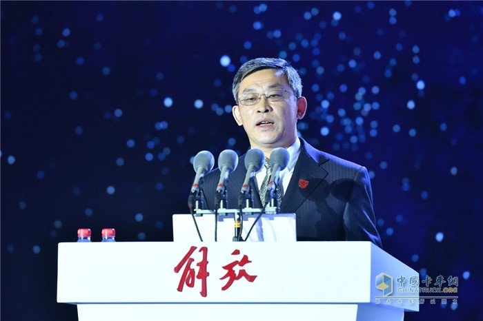 一汽解放副總經(jīng)理、商用車(chē)開(kāi)發(fā)院院長(zhǎng)、黨委書(shū)記吳碧磊解讀2021年主銷(xiāo)產(chǎn)品