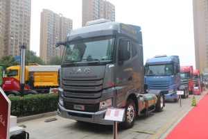大馬力、輕量化、長(zhǎng)續(xù)航 這款格爾發(fā)K7LNG牽引車底盤配置真香