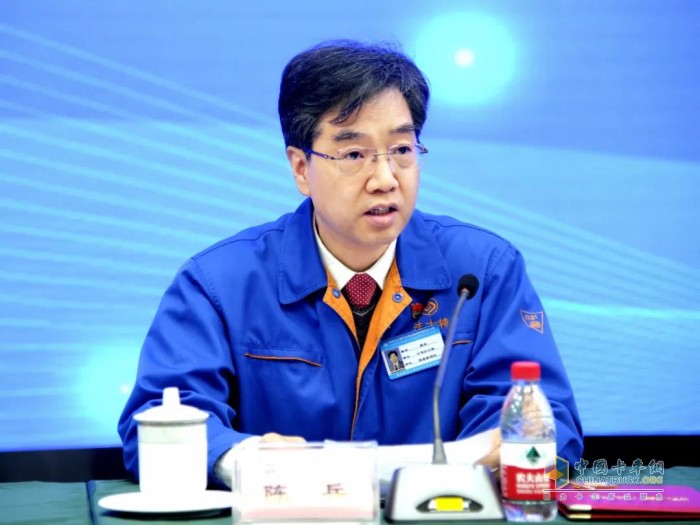 法士特 變速箱 嚴鑒鉑