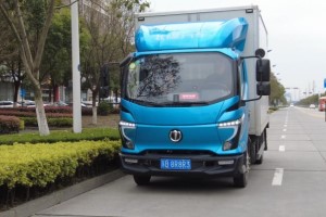 勇闖長(zhǎng)三角  飛碟W5助力秦占友的運(yùn)輸事業(yè)更興旺