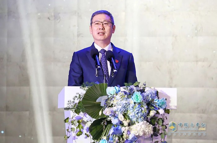 中國一汽總經(jīng)理助理、一汽解放董事長黨委書記胡漢杰發(fā)表致辭