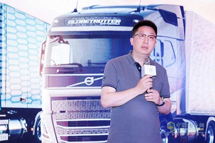沃爾沃卡車(chē)中國(guó)銷(xiāo)售副總裁胡平