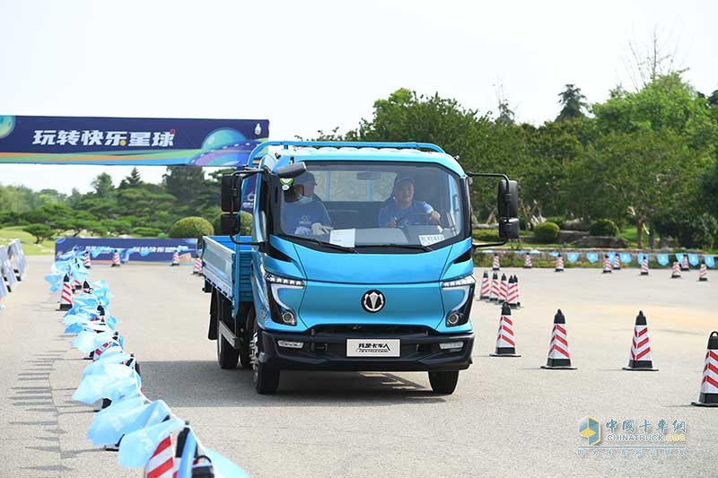 玩轉(zhuǎn)快樂星球 我是卡車人大賽都有哪些看點(diǎn)？