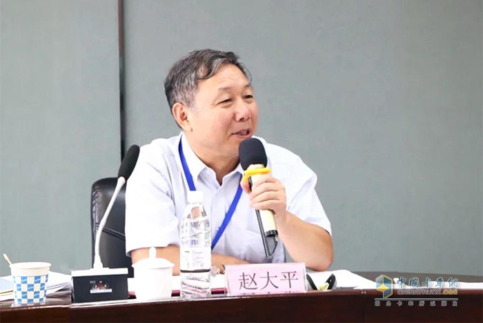 《工程機械用集中潤滑裝置》,潤滑油