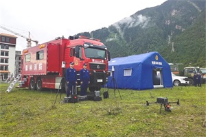 森林衛(wèi)士，汕德卡國六6×6底盤消防衛(wèi)星通信指揮車配發(fā)西藏