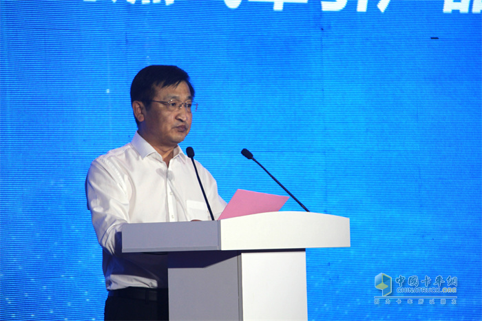 一汽解放,解放CA6SM4牽引車(chē),牽引車(chē)