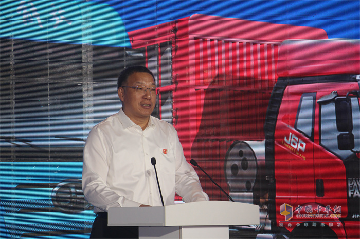 一汽解放,解放CA6SM4牽引車(chē),牽引車(chē)