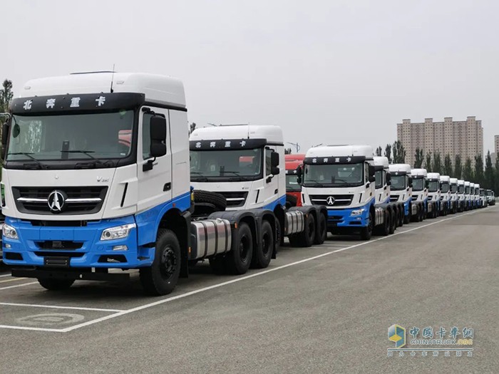 北奔重卡,國(guó)六,牽引車(chē)