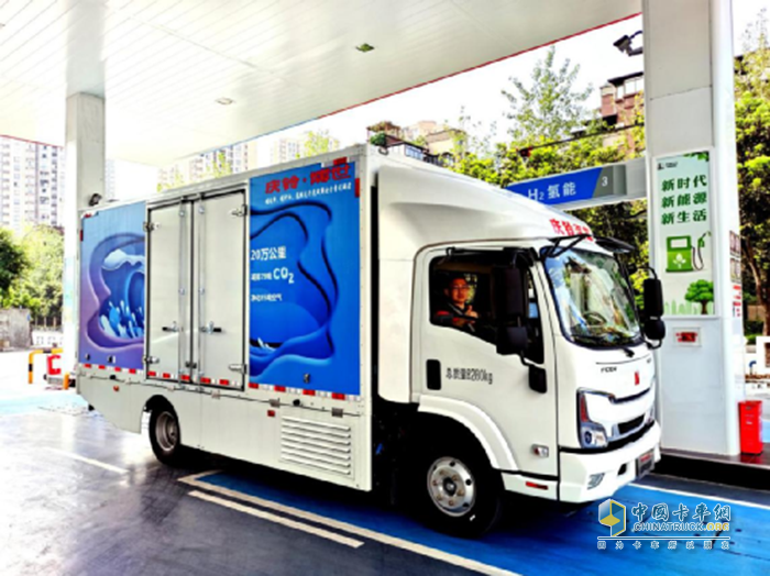 實(shí)測(cè)運(yùn)營(yíng)中的慶鈴氫燃料電池卡車