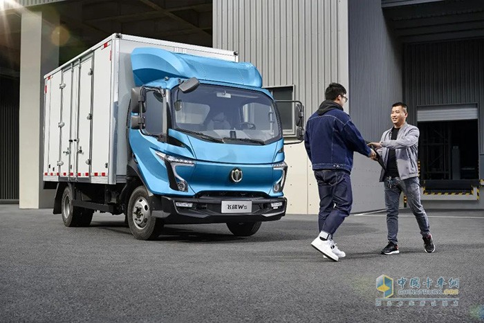 飛碟汽車,W5輕卡