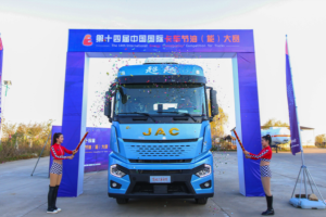 “首秀即出圈” 14年蟬聯(lián)“節(jié)油”榮譽(yù) 江淮超越Q7 不簡單！