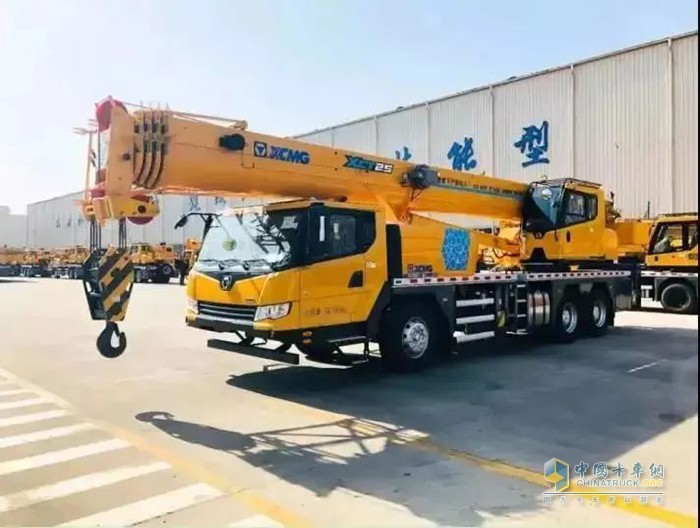 上柴 9DF 國六發(fā)動機(jī)
