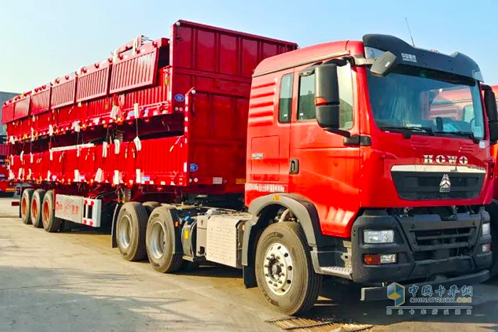 山東鑼響 側翻自卸半掛車 客戶批量定制