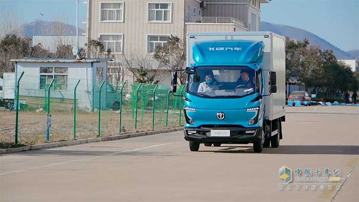 與圣誕節(jié)撞個滿懷  我是卡車人大賽收官站都傳遞了什么？