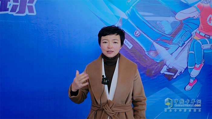 與圣誕節(jié)撞個滿懷  我是卡車人大賽收官站都傳遞了什么？