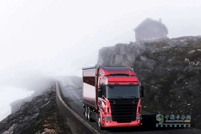 重器安全系統(tǒng)為全球首款混合動(dòng)力掛車、新材料掛車征戰(zhàn)青藏線保駕護(hù)航