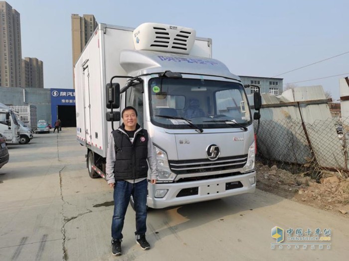 陜汽輕卡冷藏車(chē)