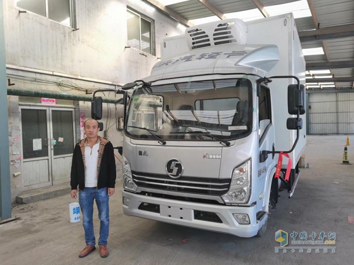 陜汽輕卡冷藏車(chē)