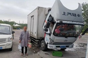 上汽輕卡悅享服務，守護“逆行”司機！