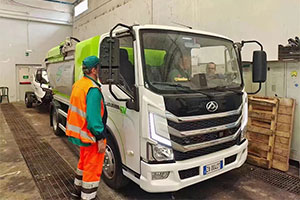 通過歐盟認證并首單落戶  上汽輕卡純電動環(huán)衛(wèi)車有何來頭？