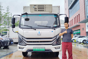 增程式冷藏車助力黃老板穩(wěn)抓冷鏈物流紅利，夠硬核！