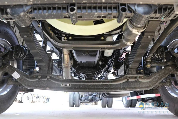東風康明斯,D6.7,六缸,發(fā)動機