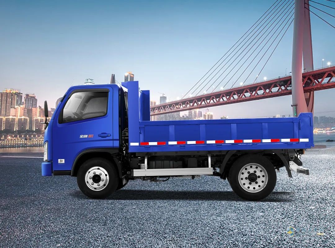 福田瑞沃工程車，X-Truck金剛S1，新藍(lán)牌，國六