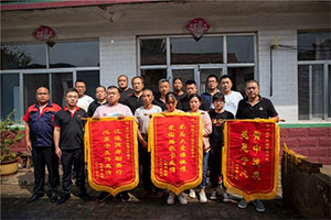 安全在身邊 平安伴左右 江淮重卡、卡友地帶聯(lián)合助力20萬卡友安全出行