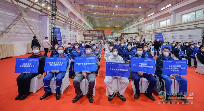 解放動力,發(fā)動機