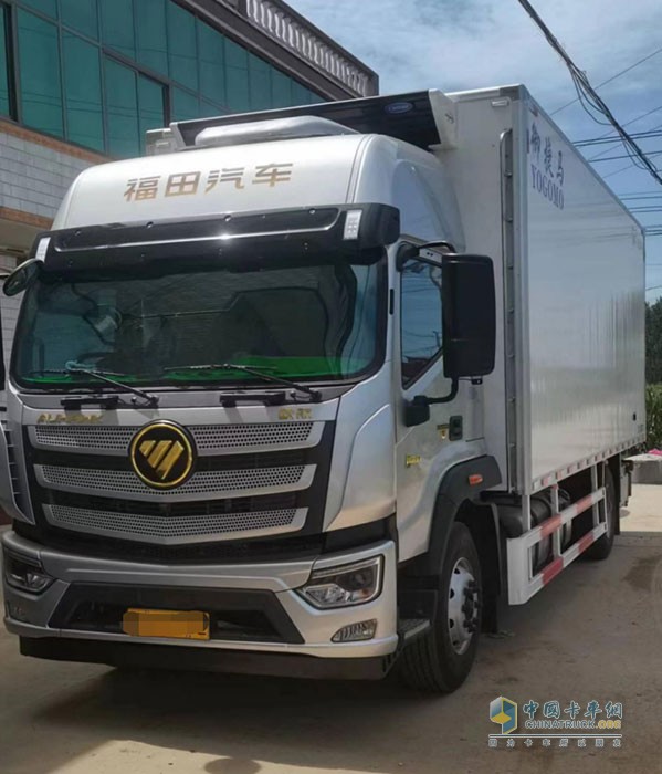 歐航自動(dòng)擋冷藏車(chē)