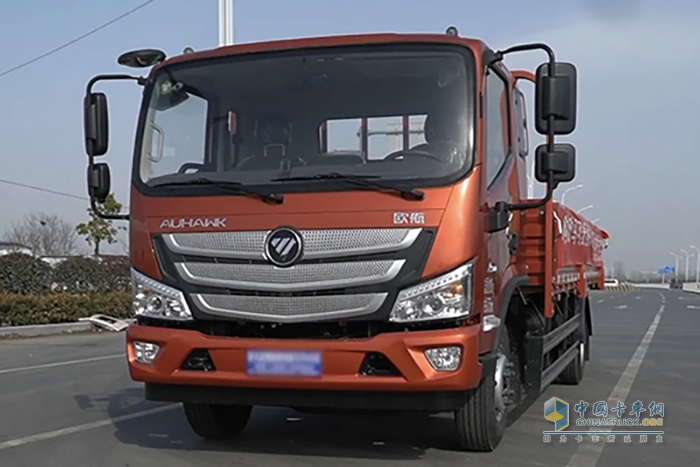 歐航優(yōu)享版A200收割機(jī)運(yùn)輸車