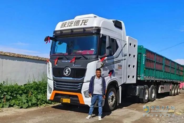 陜汽X5000S CNG，運(yùn)輸屆黑馬幫你輕松省錢