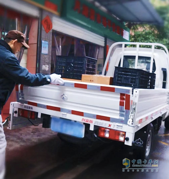 走進(jìn)江城，跨越王X1帶你尋味武漢“過早”