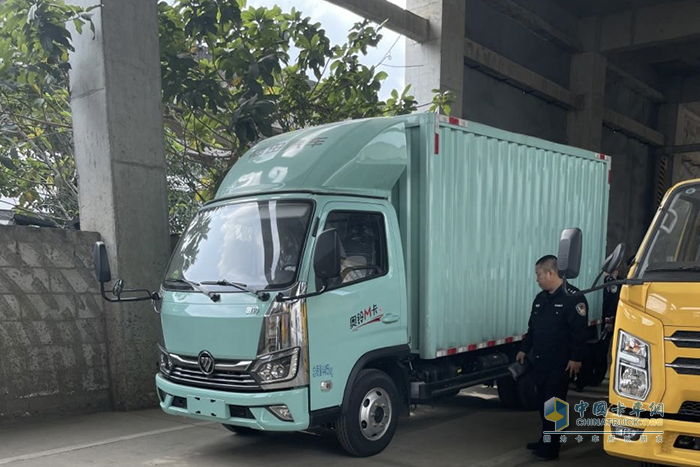 讓出行更安全，奧鈴M卡成為?？凇傲廖残袆?dòng)”教案車