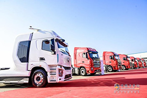 交付516臺！上汽紅巖2023年度車型品鑒大會燃爆重慶