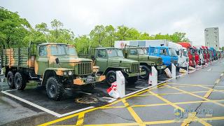 研發(fā)40年慶祝大會(huì)  東風(fēng)商用車以技術(shù)革新掌控未來(lái)