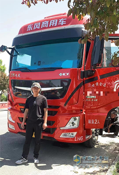 疆煤外運，東風商用車身懷絕技，百公里氣耗低至27.6kg！