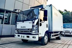 傲嬌車?yán)遄樱罕ｕr快遞，我選慶鈴五十鈴M100冷藏車