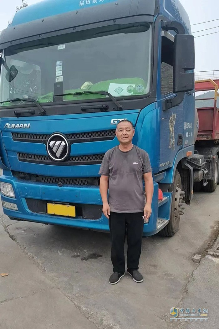 無論是整車全生命周期的經(jīng)濟性，還是服務(wù)的專業(yè)性，歐曼GTL460燃氣重卡都表現(xiàn)得非常好，可謂省錢、省心、省力，這是田國良的直觀感受。