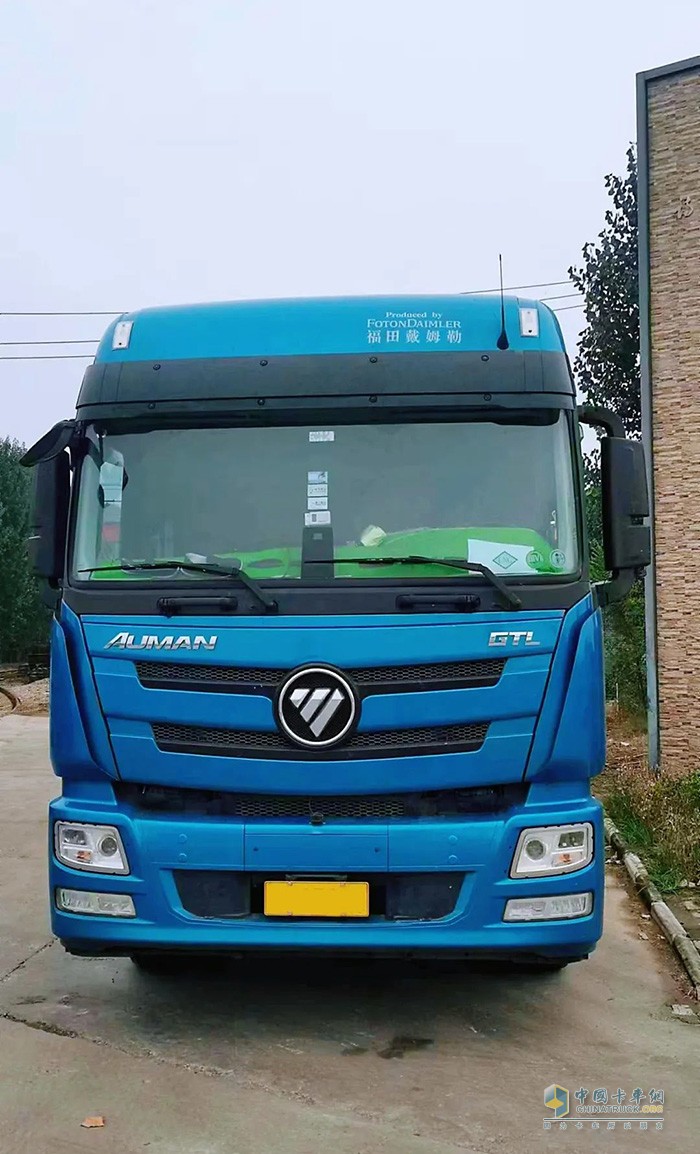 無論是整車全生命周期的經(jīng)濟性，還是服務(wù)的專業(yè)性，歐曼GTL460燃氣重卡都表現(xiàn)得非常好，可謂省錢、省心、省力，這是田國良的直觀感受。