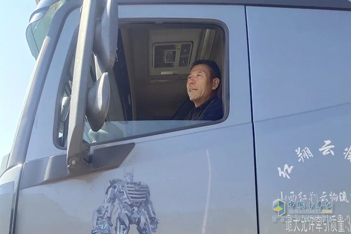 安全、舒適、低能耗，炭黑運輸難不倒，吃湯還是吃肉，我就全靠它了！