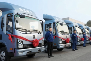 300臺(tái)發(fā)車(chē)、500臺(tái)簽約！徐工漢馳新能源輕卡震撼開(kāi)局
