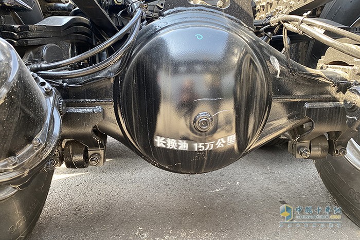 將全能刻入DNA，JH6 8×4 LNG載貨車創(chuàng)富靠譜！