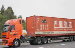 助力物流行業(yè)高效運營 中國重汽TH7燃?xì)廛嚝@巴蜀物流集團1000輛大單