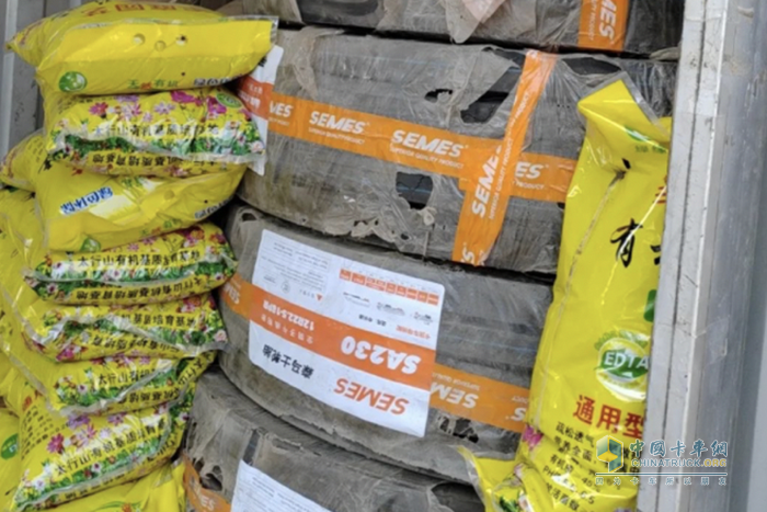 省錢又省心，長安跨越王X3CNG給予她持續(xù)拼搏的底氣!